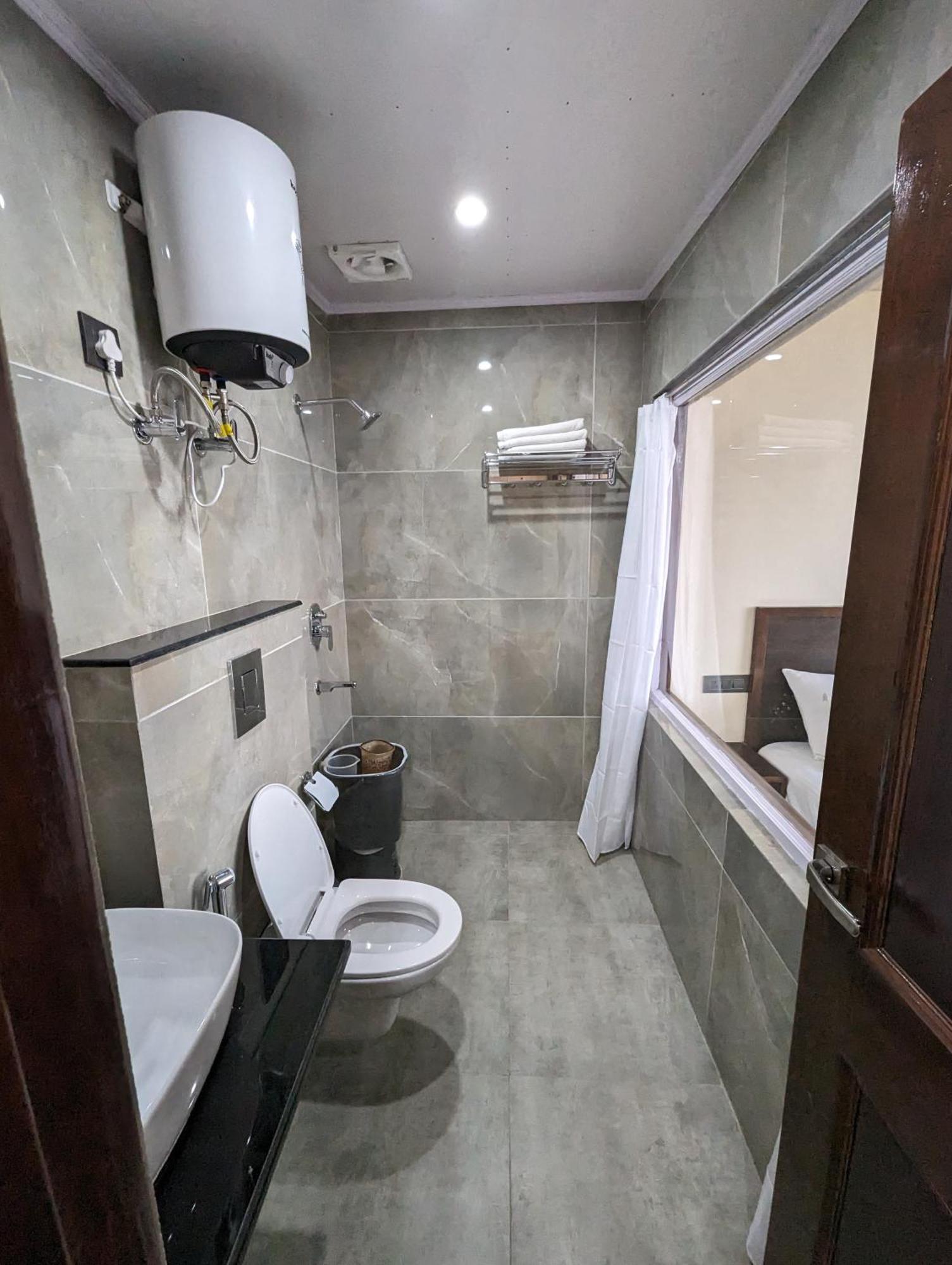 Bed and Breakfast Himalayan Hideaway à Shimla Extérieur photo